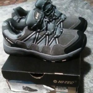 Brand New Size 8 Women's Shoes